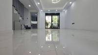 Altınoluk Fenerde Satılık 4+1 Bahçeli Villa